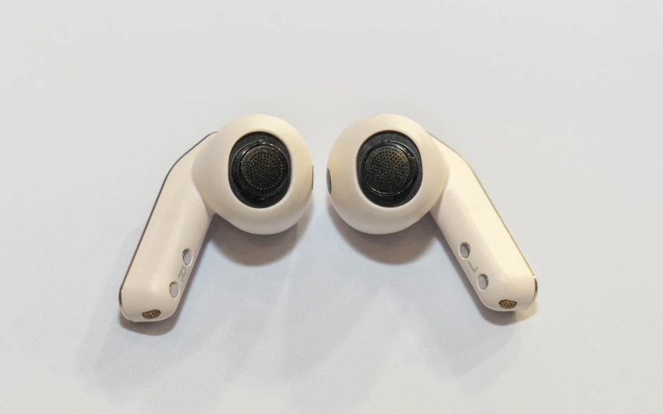 Galaxy Buds 4 ra mắt với thiết kế mới, nhiều t&iacute;nh năng AI