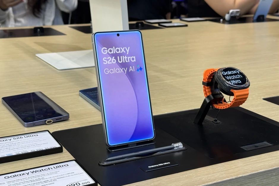 Giá Galaxy S26 Ultra giảm chục triệu đồng sau ba tháng lên kệ tại Việt Nam Giá Galaxy S26 Ultra giảm chục triệu đồng sau ba tháng lên kệ tại Việt Nam