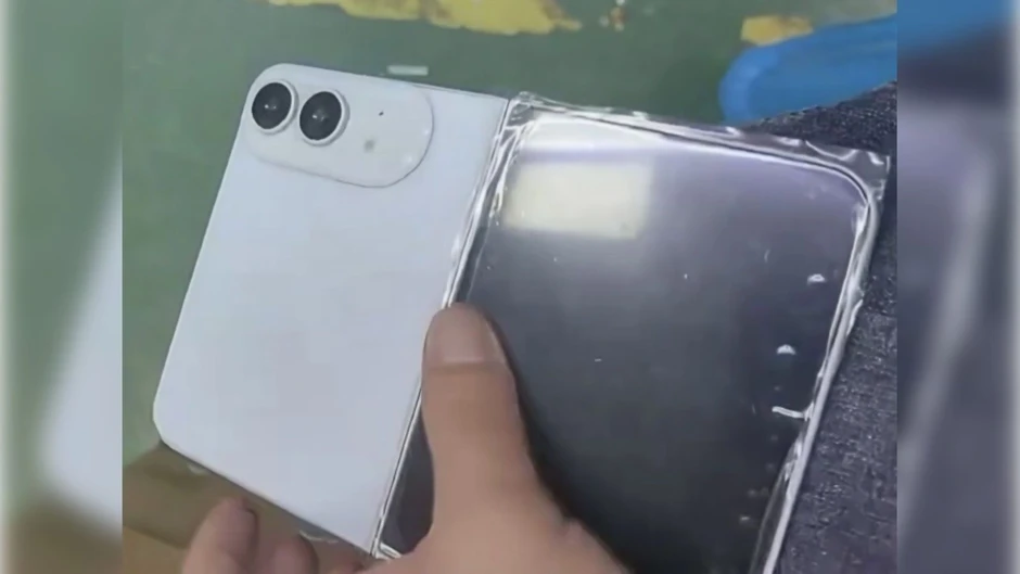 Hé lộ màu sắc và thiết kế iPhone màn hình gập đầu tiên của Apple