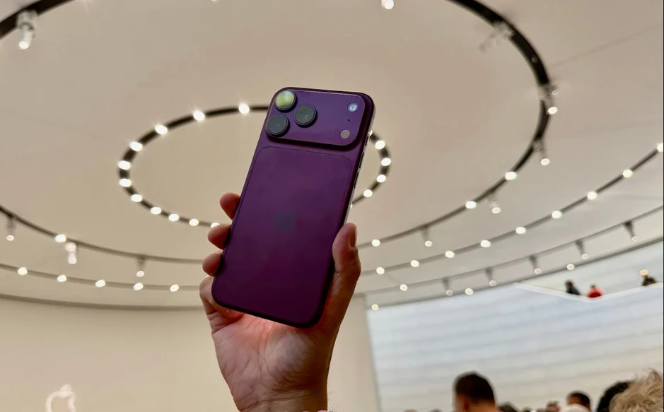 iPhone 18 Pro Max được đặt hàng nhiều hơn 18 Pro, bản màu Burgundy ‘hot’ nhất iPhone 18 Pro Max được đặt hàng nhiều hơn 18 Pro, bản màu Burgundy ‘hot’ nhất