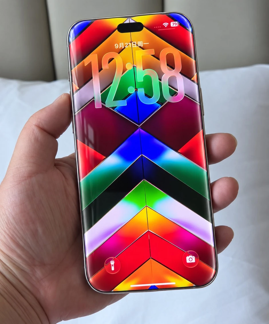 iPhone 20 Pro lộ tham vọng 'điên rồ', thiết kế siêu kinh điển hay bước lùi?