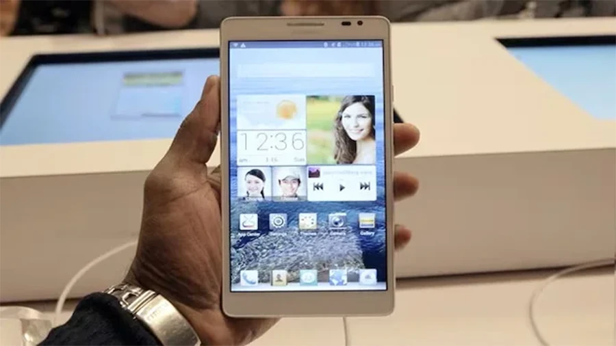 Không cần gập, chiếc smartphone màn hình rộng của Huawei tạo 'cơn sốt' mới Không cần gập, chiếc smartphone màn hình rộng của Huawei tạo 'cơn sốt' mới