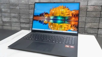 LG gram Pro AI - laptop 16 inch siêu mỏng nhẹ