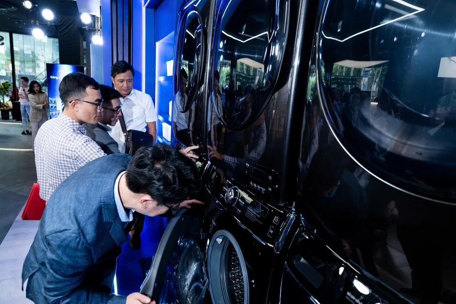 Máy giặt sấy công nghiệp Samsung, giải pháp kinh doanh tiềm năng Máy giặt sấy công nghiệp Samsung, giải pháp kinh doanh tiềm năng
