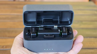 Micro không dây hỗ trợ ghi âm xa 250 mét