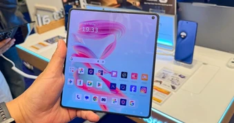 Motorola razr fold về Việt Nam, giá 50 triệu đồng