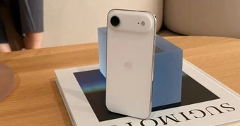 Nghịch lý giá iPhone Air rẻ hơn iPhone 15