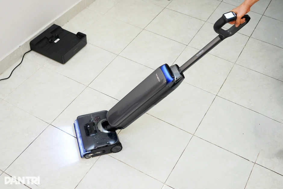 Người Việt chi hàng trăm tỷ đồng để mua robot hút bụi, máy lau nhà Người Việt chi hàng trăm tỷ đồng để mua robot hút bụi, máy lau nhà