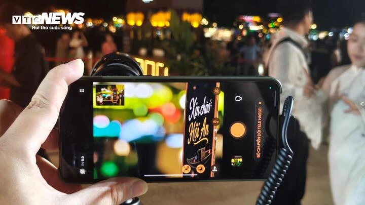 OPPO Find X9 Ultra: Lần đầu có ống kính tele 10x trên smartphone OPPO Find X9 Ultra: Lần đầu có ống kính tele 10x trên smartphone