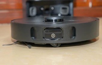 Robot lau nhà với lực hút 25.000 Pa, giá 11 triệu đồng