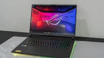 ROG Strix Scar 18 - laptop gaming giá 180 triệu đồng