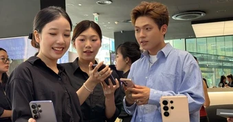 Samsung giao Galaxy S26 đến tay người dùng Việt