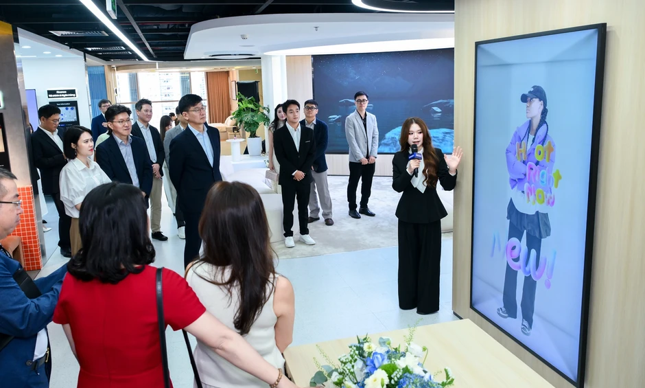 Samsung thúc đẩy cách tiếp cận mới với công nghệ dành cho doanh nghiệp Samsung thúc đẩy cách tiếp cận mới với công nghệ dành cho doanh nghiệp