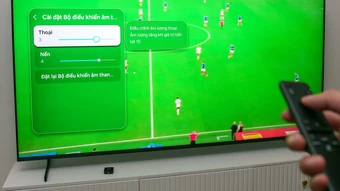 Tắt tiếng bình luận bóng đá trên TV Samsung 2026