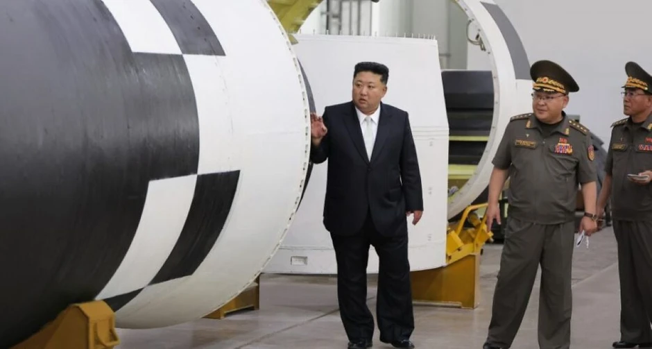 Tên lửa Hwasong-20 tầm bắn 15.000km, công nghệ MIRV, ‘xóa sổ’ mọi mục tiêu, đưa ICBM Triều Tiên chạm ngưỡng ‘vô đối’