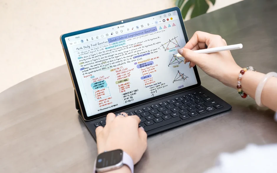 Trải nghiệm không giấy tờ trên các thiết bị công nghệ Trải nghiệm không giấy tờ trên các thiết bị công nghệ