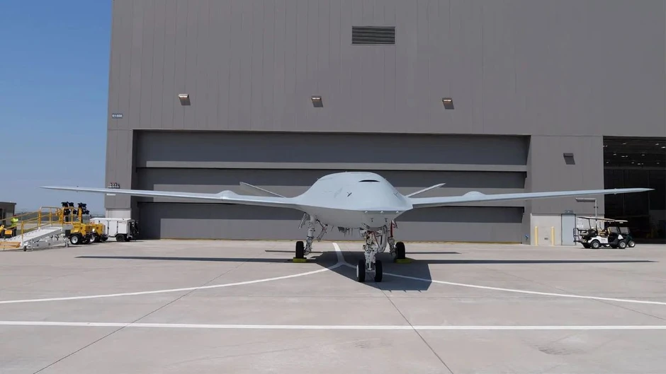 UAV MQ-25A Stingray Mỹ vô hiệu hóa ‘sát thủ tàu sân bay’ UAV MQ-25A Stingray Mỹ vô hiệu hóa ‘sát thủ tàu sân bay’