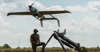 UAV Raybird Ukraine, ‘chim săn mồi’ bay 28 giờ không nghỉ, 350.000 giờ thực chiến, lọt mắt xanh Lục quân Mỹ