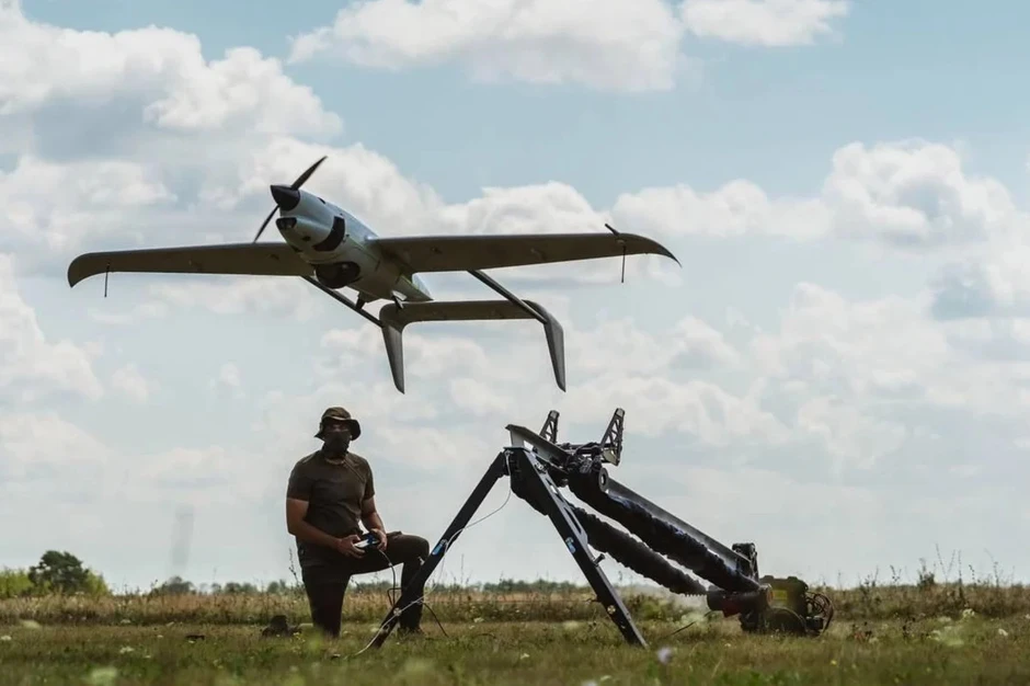 UAV Raybird Ukraine, ‘chim săn mồi’ bay 28 giờ không nghỉ, 350.000 giờ thực chiến, lọt mắt xanh Lục quân Mỹ UAV Raybird Ukraine, ‘chim săn mồi’ bay 28 giờ không nghỉ, 350.000 giờ thực chiến, lọt mắt xanh Lục quân Mỹ