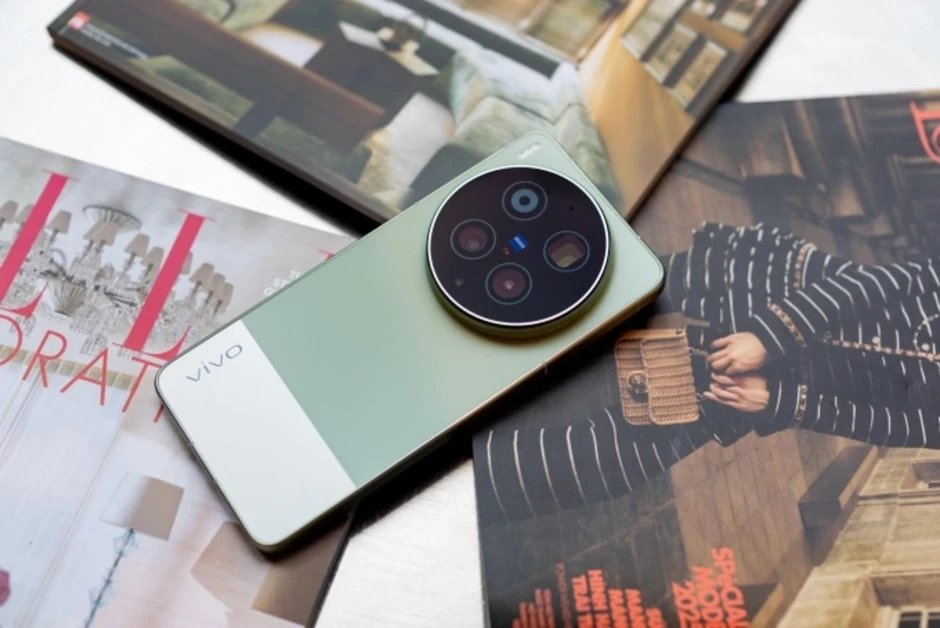 Vivo X300 Ultra nâng trải nghiệm 'quay video chuẩn điện ảnh' Vivo X300 Ultra nâng trải nghiệm 'quay video chuẩn điện ảnh'