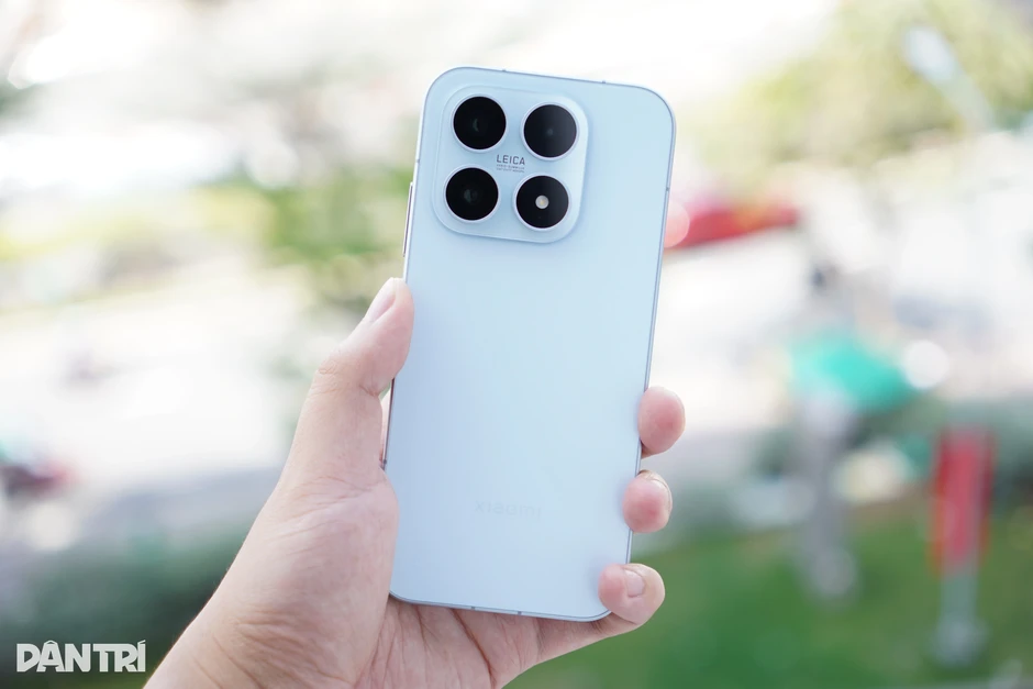 Xiaomi 17 ra mắt, cạnh tranh iPhone 17 và Galaxy S26 Xiaomi 17 ra mắt, cạnh tranh iPhone 17 và Galaxy S26
