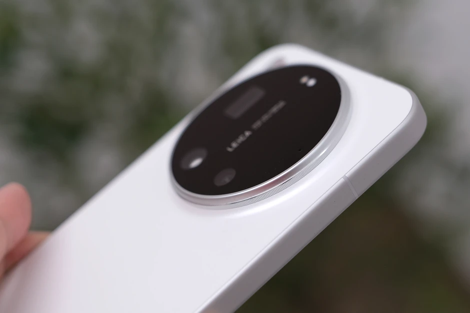 Xiaomi ra 17 Ultra với camera Leica, gi&aacute; cao hơn iPhone 17 Pro Max