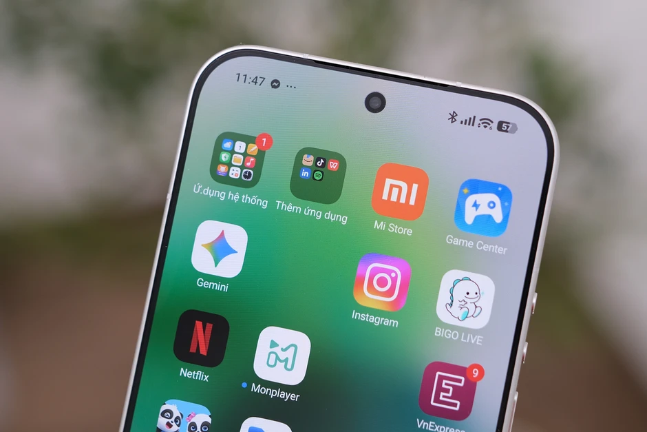 Xiaomi ra 17 Ultra với camera Leica, gi&aacute; cao hơn iPhone 17 Pro Max