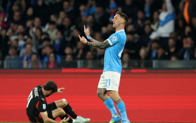 5 điểm nhấn Napoli 1-0 Milan: 'Siêu dự bị' Politano; Tài thay người của Conte 5 điểm nhấn Napoli 1-0 Milan: 'Siêu dự bị' Politano; Tài thay người của Conte