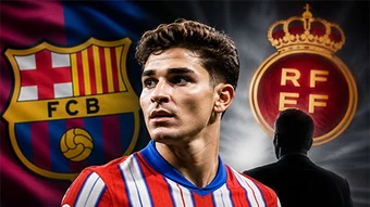 Barca bị tố 'đi đêm' với Julián Álvarez, RFEF vào cuộc điều tra