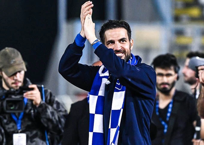 Cesc Fabregas khẳng định sẽ ở lại Como Cesc Fabregas khẳng định sẽ ở lại Como