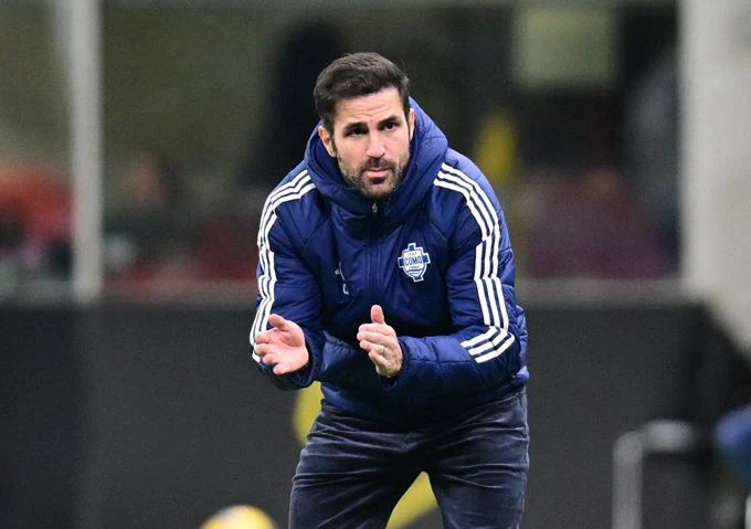 Cesc Fabregas khẳng định sẽ ở lại Como Cesc Fabregas khẳng định sẽ ở lại Como