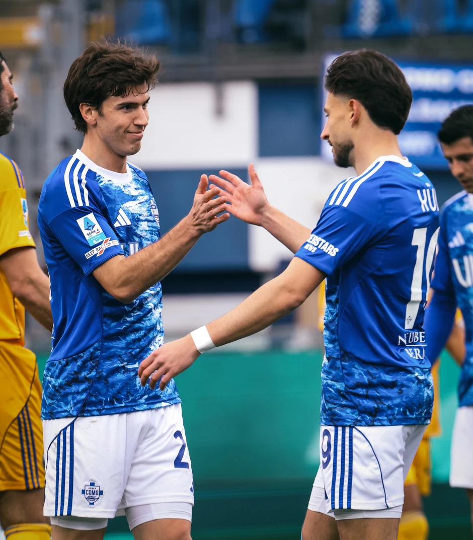 Como của Fabregas 'hủy diệt' Pisa 5-0, tiến gần mục tiêu Champions League Como của Fabregas 'hủy diệt' Pisa 5-0, tiến gần mục tiêu Champions League