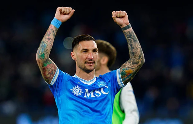 Conte thay người đại tài, Napoli chiếm ngôi nhì bảng của Milan