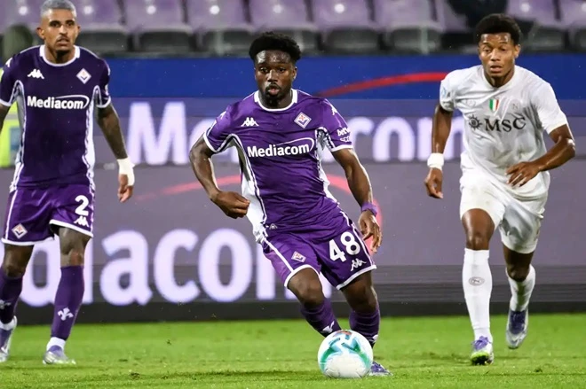 Cựu sao Chelsea bị Fiorentina chấm dứt hợp đồng sau 25 phút thi đấu Cựu sao Chelsea bị Fiorentina chấm dứt hợp đồng sau 25 phút thi đấu