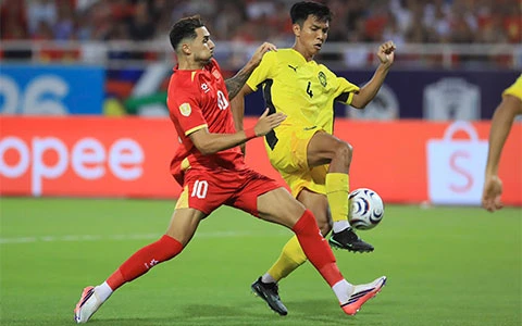 Đội hình dự kiến Việt Nam vs Thái Lan: Quang Hải dự bị, Xuân Son, Hoàng Hên đá chính Đội hình dự kiến Việt Nam vs Thái Lan: Quang Hải dự bị, Xuân Son, Hoàng Hên đá chính