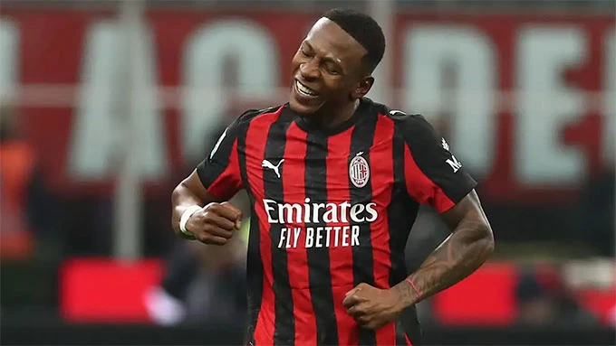 Estupinan: Từ tâm điểm chỉ trích đến người hùng derby Milano