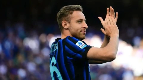 Frattesi và Inter: Chuyện gì xảy ra sau 'trận chung kết chết tiệt' ở Munich? Frattesi và Inter: Chuyện gì xảy ra sau 'trận chung kết chết tiệt' ở Munich?