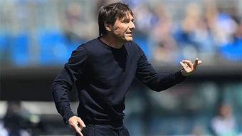 HLV Conte chia tay Napoli, trở lại dẫn dắt tuyển Italia?