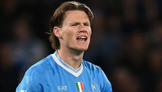 Nainggolan gây sốc khi gọi Scott McTominay là cầu thủ trung bình Nainggolan gây sốc khi gọi Scott McTominay là cầu thủ trung bình