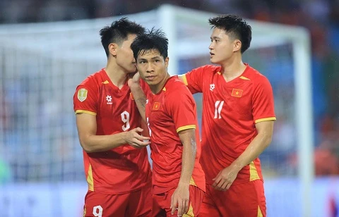 Thắng 17/25 trận nhưng Việt Nam có 2 lần thua đau trước Malaysia Thắng 17/25 trận nhưng Việt Nam có 2 lần thua đau trước Malaysia