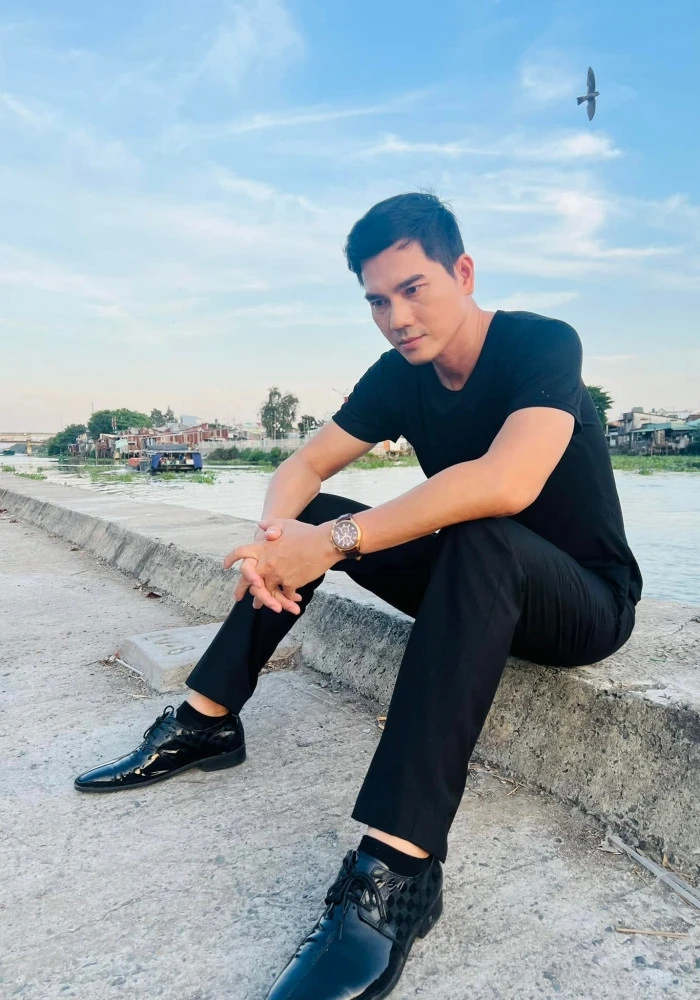 ‘Nam thần màn ảnh’ Thành Được kín tiếng, 20 năm hôn nhân viên mãn bên vợ đẹp ‘Nam thần màn ảnh’ Thành Được kín tiếng, 20 năm hôn nhân viên mãn bên vợ đẹp