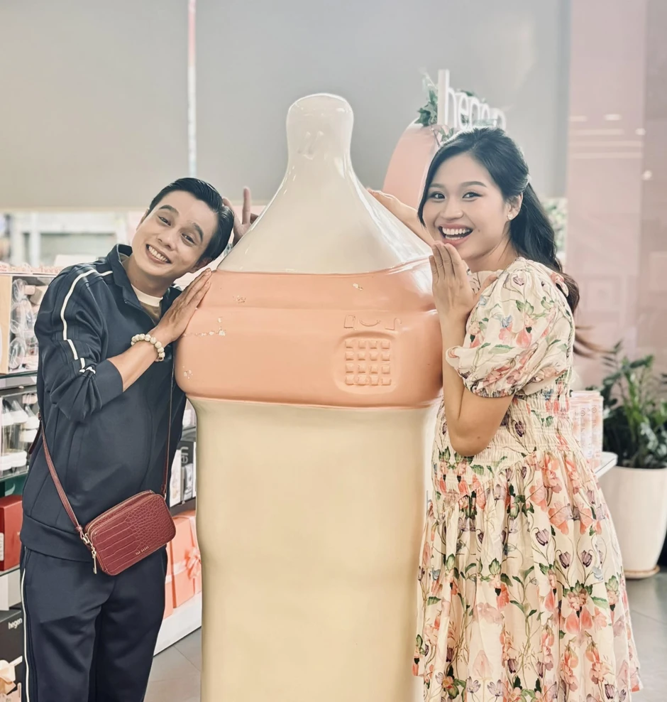 1 cặp diễn viên Việt vừa bí mật chào đón nhóc tỳ đầu lòng 1 cặp diễn viên Việt vừa bí mật chào đón nhóc tỳ đầu lòng