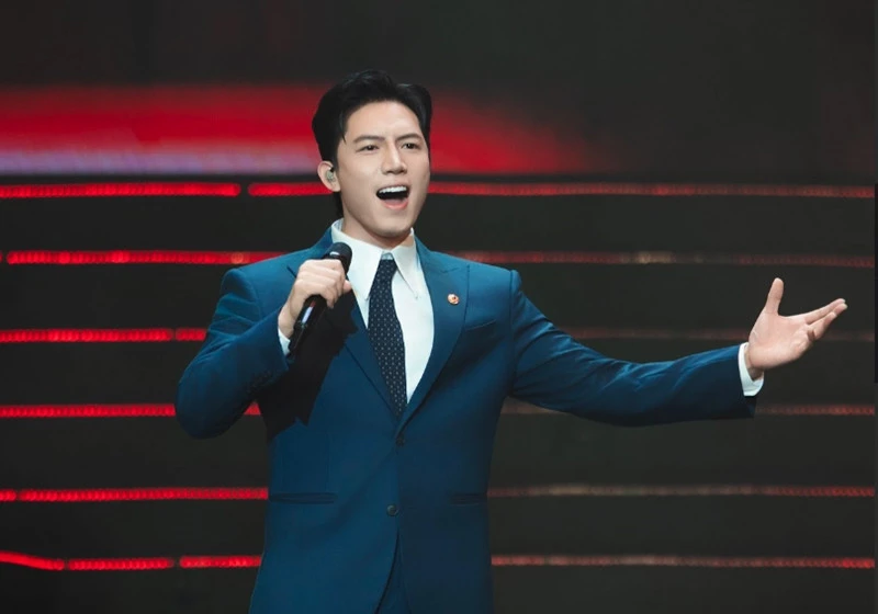 3 nghệ sĩ cùng tên Anh Tú đang phủ sóng khắp showbiz Việt lúc này 3 nghệ sĩ cùng tên Anh Tú đang phủ sóng khắp showbiz Việt lúc này