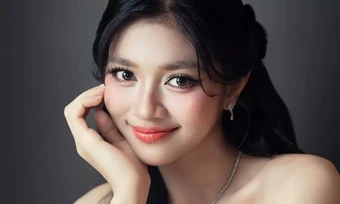 Á hậu Minh Kiên năng động tuổi 22