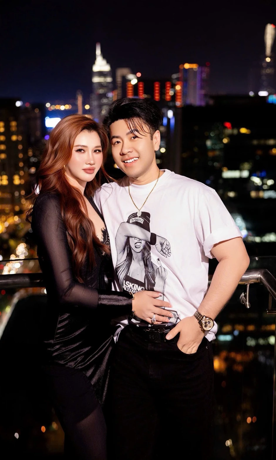 Akira Phan đánh úp thông báo tổ chức đám cưới vào ngày mai! Akira Phan đánh úp thông báo tổ chức đám cưới vào ngày mai!