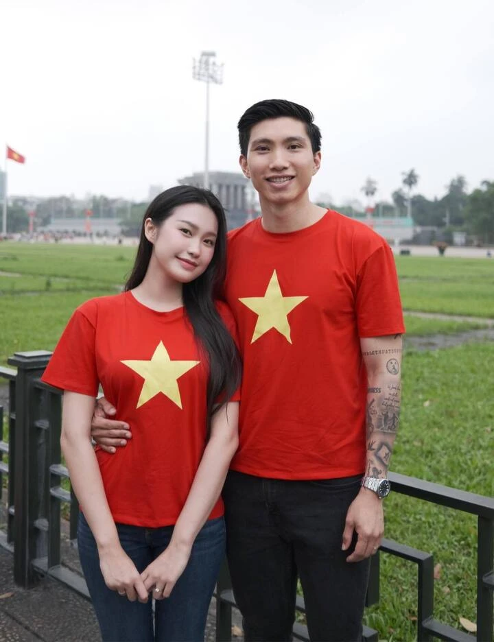 Bà xã cầu thủ Đoàn Văn Hậu: Từng lọt top 10 Hoa hậu Việt Nam, học vấn nổi bật Bà xã cầu thủ Đoàn Văn Hậu: Từng lọt top 10 Hoa hậu Việt Nam, học vấn nổi bật