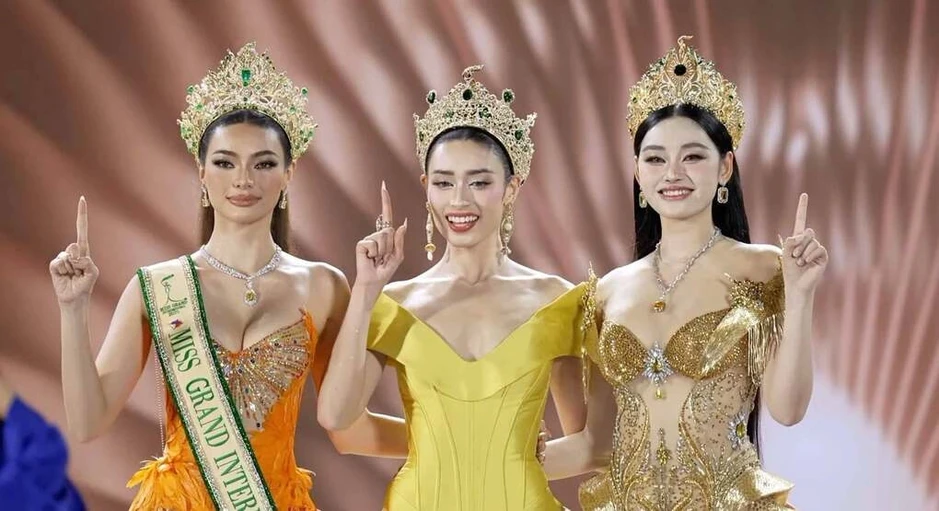 'Bông hồng lai' Emoura Phạm đăng quang Miss Grand Vietnam 2026 'Bông hồng lai' Emoura Phạm đăng quang Miss Grand Vietnam 2026