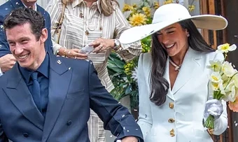Ca sĩ Dua Lipa cưới
