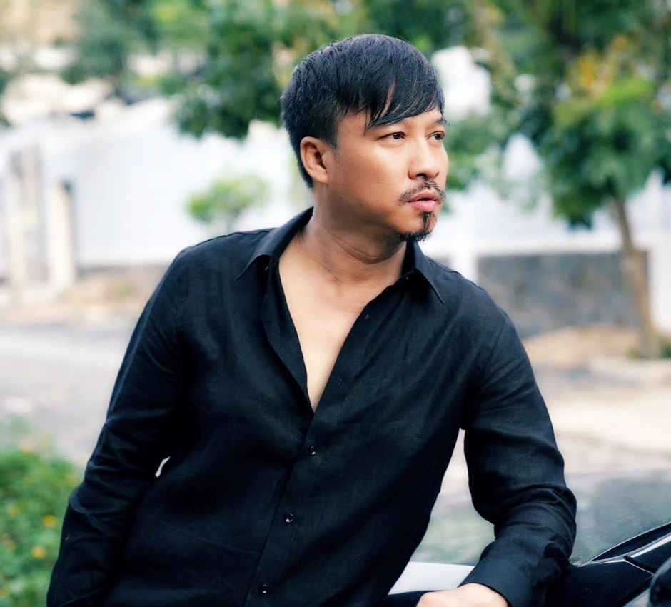 Ca sĩ Việt bị cưỡng chế bàn giao nhà là ai? Ca sĩ Việt bị cưỡng chế bàn giao nhà là ai?