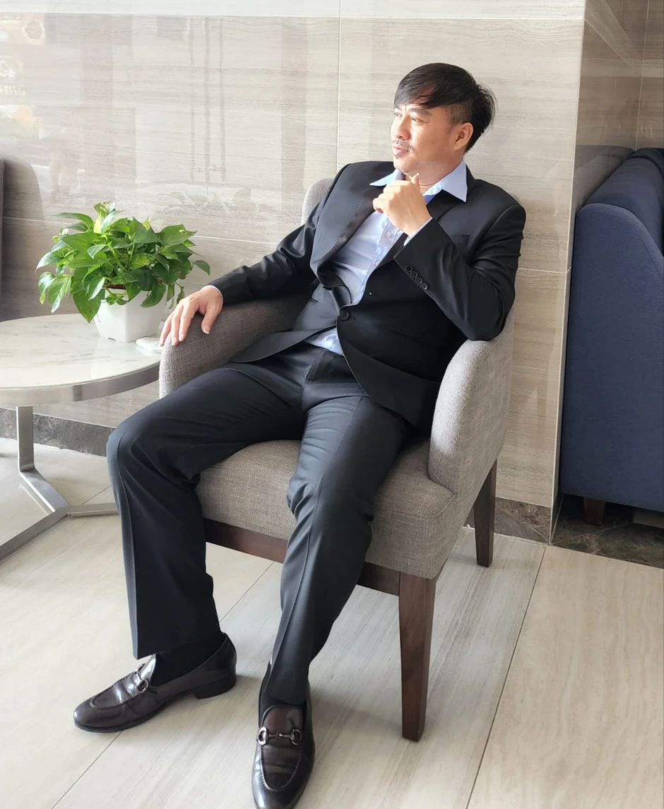 Ca sĩ Việt bị cưỡng chế bàn giao nhà là ai? Ca sĩ Việt bị cưỡng chế bàn giao nhà là ai?